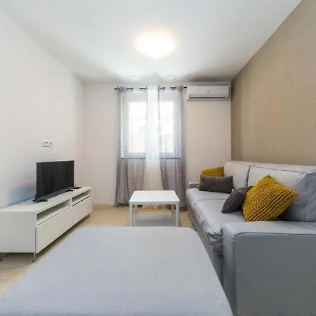 Apartments Gavran 2. Baška Voda Buitenkant foto